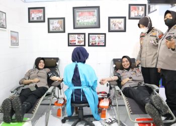 Sambut HUT Polwan ke 74 Tahun 2022, Polwan Polda NTB Laksanakan Bhakti kesehatan Donor Darah