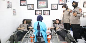 Sambut HUT Polwan ke 74 Tahun 2022, Polwan Polda NTB Laksanakan Bhakti kesehatan Donor Darah