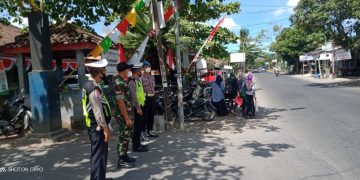 Antisipasi Penyebaran PMK, Polres Loteng Lakukan Penyekatan Lalu Lintas Hewan Ternak