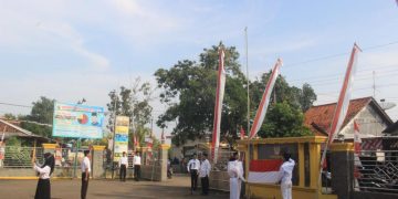 Meriahkan Hari Kemerdekaan, Warga Limbangan gelar Upacara Bendera