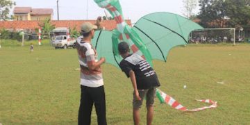 Ramaikan Hari Kemerdekaan, Karang Taruna Limbangan Adakan Lomba Layang-layang