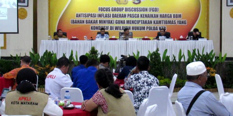 Antisipasi Inflasi di NTB Pasca BBM Naik Polda NTB Gelar FGD