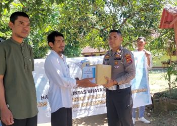 Sambut HUT Lalu Lintas ke-67, Satlantas Polres Sumbawa Barat Berbagi