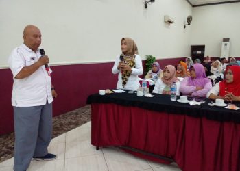 BRIN Latih UMKM Pemalang Kemas Makanan