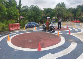 Sat Lantas Polres Bima Kota Buka Bimbel Gratis Bagi Calon Pemohon SIM