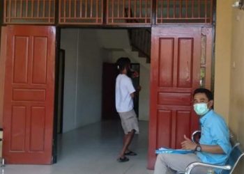 Didampingi LBH-SR, 23 Warga Batu Bangka Lapor Panitia Pilkades ke Polres Sumbawa