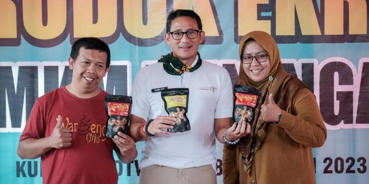 Menparekraf Dorong Kabupaten Kuningan Kembangkan Produk Parekraf Berbasis Komunitas