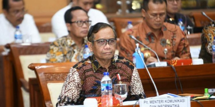 Mahfud MD:  Teknologi Digital Jadi Instrumen Utama Wujudkan Visi Indonesia Maju 2045