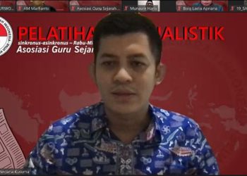 Tingkatkan Kemampuan Menulis, 8 Guru Sejarah NTB Ikuti Pelatihan Jurnalistik