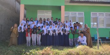 Mahasiwa KKL UNSA Desa Pemasar Adakan Sosialisasi dan Pelatihan Pembuatan Pupuk Organik