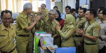 Sambangi OPD, Ganjar Kejutkan ASN Jateng: Saya Pamit dan Titip Jaga Integritas Ya