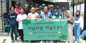 Gandeng Dinas Lingkungan Hidup, Asean Youth Organization Selenggarakan Pelatihan Budidaya Manggot