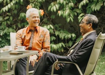 Ganjar Mahfud Ngopi Bareng, Netizen: Cocok Berpasangan di Pilpres