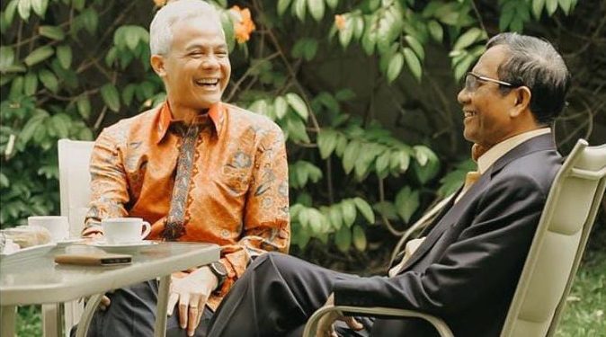 Ganjar Mahfud Ngopi Bareng, Netizen: Cocok Berpasangan di Pilpres
