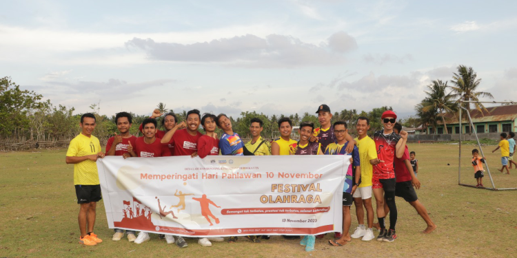 Mahasiswa Program Merdeka UTS Gelorakan Semangat Hari Pahlawan melalui Festival Olahraga Labuhan Bontong