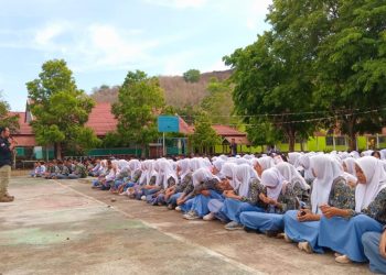 Di SMAN 1 Kempo Bersama Generasi, Membumikan Literasi