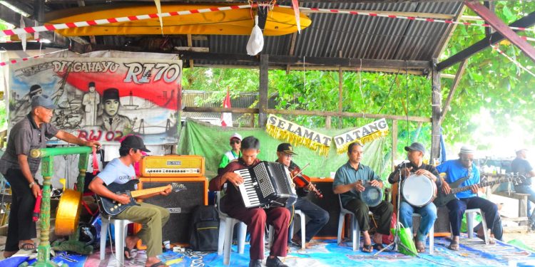 Kajian Pertunjukan Pada Kelompok Musik Orkes Melayu Pancaran Senja Kampung Melayu Batu Besar Nongsa Batam