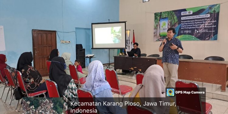 Dukung Ekowisata Desa, Tim Dosen UM Kembangkan Bank Sampah Digital
