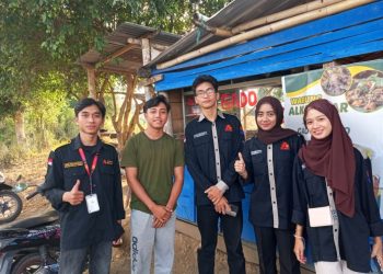 Permasalahan dan Upaya Pengembangan UMKM ”Warung Gado-gado Al Kautsar”