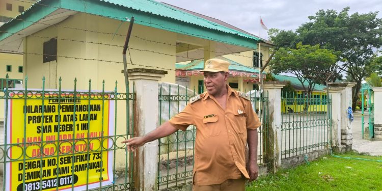 Kepala Kampung Nawaripi Redam Ketegangan, KBM SMAN 1 Mimika Aman Tanpa Gangguan